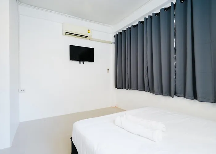 Znap Ekkamai Bts เอกมัย 42 *
